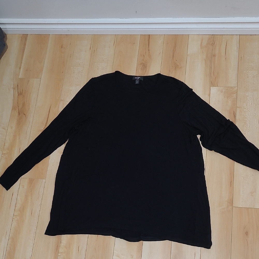 Lord & Taylor Women's Size 1X Black Oversized Long Sleeve Shirt